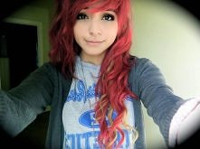 Ale mordka sie cieszy ;3