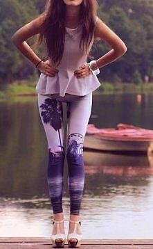 Śliczne , spodnie....i nogi...