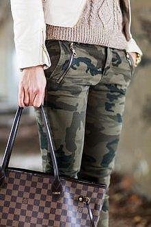 Spodnie moro. ogólnie nie p...