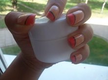 paznokcie łososiowe