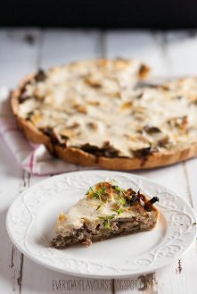 TARTA PIECZARKOWA Z BOCZNIAKAMI