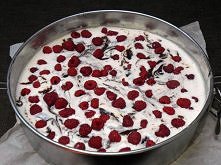 Sernikobrownie z malinami