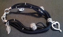 Bransoletka z rzemieni.

Zapraszam do polubienia strony na Facebooku!