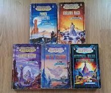 Pionek Proroctwa, Królowa M...