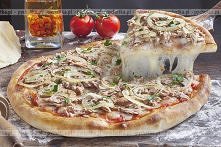 Pizza z pieczarkami Joanny