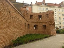 Baszta narożna artyleryjska, P-ń