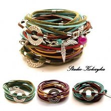 Studio-kolczyka :)
Bransolety dodawane gratis do zamówień:)