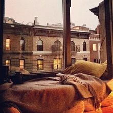 gdzieś z kimś, może ...