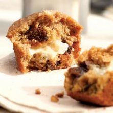 Honey- & Goat Cheese-Filled Fig Muffins