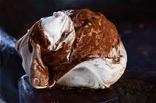 Giant Cocoa and Cinnamon Meringues