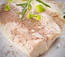 Aromatyczna tilapia pieczona w folii