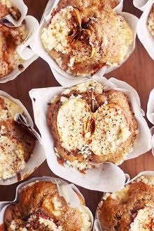 Muffinki z jabłkami