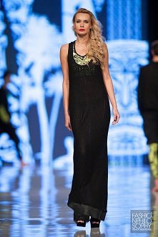 Pełna relacja z Fashion Week 18.10 na ModaCafe.pl!

9. FashionPhilosophy Fashion Week Poland, fot. Lukasz Szelag/Moda Forte