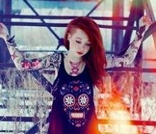 wygolony bok 'Hit czy Kit?' zastanawiam się nad taką fryzurą ponieważ znajoma fryzjerka doradziła mi to ostatnio :) dobry pomysł ?;>