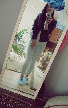 UWAGA DZIEWCZYNY ! Sprzedam dużo różnych markowych ubrań na różne rozmiary, między innymi tą kurteczkę ze Stradivariusa na zdj powyżej(mogę wysłać więcej zdj) :) jeśli ktoś chce...