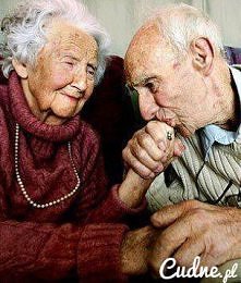 Miłość nie jest tylko na chwilę... albo na rok... miłość jest na całe życie ♥♥♥