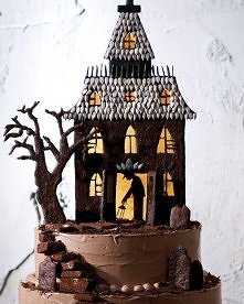 Haunted-House Cake