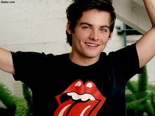 Kevin Zegers ♥♥♥