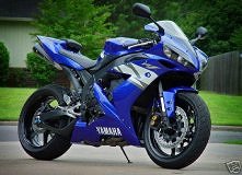 Yamaha R1 *-*