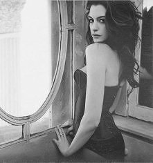 Anne Hathaway