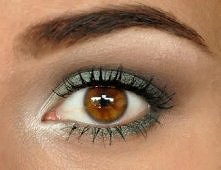 makijaż oliwka, brazowe ocz...