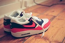 AIR MAX <33