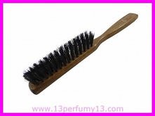 ECO NATURE
WŁOS NATURALNY
Z DZIKA
GORGOL 06 10 230

Wymiary:
długość 21,8 cm
szerokość 1,9 cm 
3 rzędowa

Szczotka mała / wąska w kształcie prostokątnym z prostą rączką.
Wyprodu...