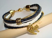 Koci grzbiet.

Kliknij w zd...