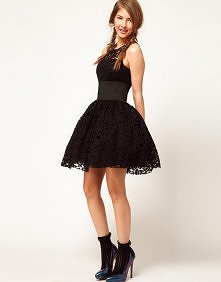 mogę sprowadzić dla Ciebie.
więcej info tutaj: howtowear@interia.pl
oraz zapraszam tutaj (trzeba usunąć spacje): howtowear.jimdo .com