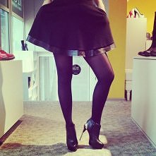 Rozkloszowana spódniczka i botki od #fleqpl kto jest za ??:)