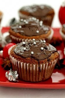Muffiny piernikowe z czekol...
