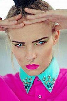 KOCHAM JĄ <3 
*Zuzanna*!!!  *.*