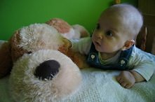 Hej moglibyście zagłosować na zdjęcie Julitki . Za wszystkie głosy bardzo dziękuję =]