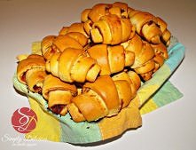 (klik) Drożdżowe rogaliki