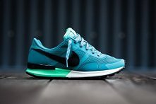 Nike Air pegasus 83 :)