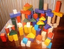 klocki drewniane kiedyś - hm mnie tam pasowały.