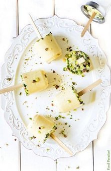 Składniki na 6 lodów:

600 ...