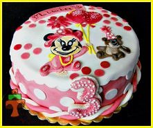 Tort z Baby Minnie Mouse na trzecie urodziny