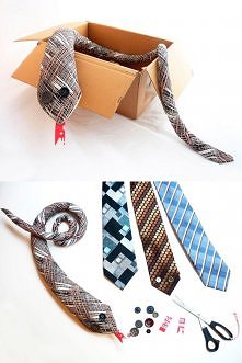 wąż z krawata taty