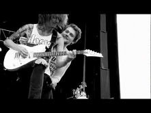 Asking Alexandria - Closure...