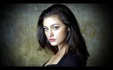 Phoebe Tonkin.
Kojarzycie? :D
