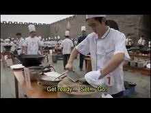 Jedzenie żywych zierząt?
Có...