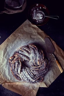 Makowiec drożdżowy