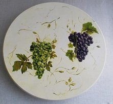 Talerz obrotowy, średnica 38cm zdobiony techniką decoupage, domalowywane roślinne pędy i listki