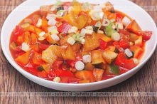 Bakłażan pomidory i papryka w słoiku