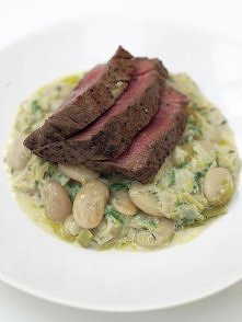 Grilled fillet steak with t...