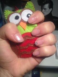 paznokcie na dzis :) i sowa robiona ręcznie na choinkę :)