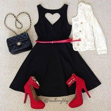 czarna + czerwone szpilki ?
co sądzicie ?