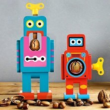 Robot Nut Crackers