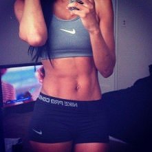 Chciałabym się pozbyć tłuszczu z brzucha. Wiecie może jakie najlepsze ćwiczenia  ?